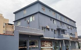 Acacia Hotel